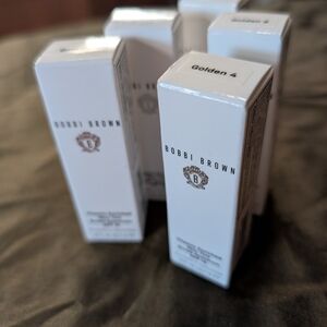 Bobbi Brown Vitamin Enriched Skin Tint 5 Sticks in Golden 4
